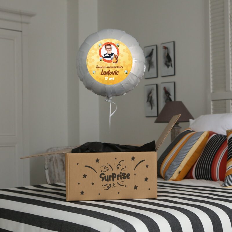 Ballon anniversaire jaune thème miel et les abeilles - Ballon aluminium 46cm – Image 3