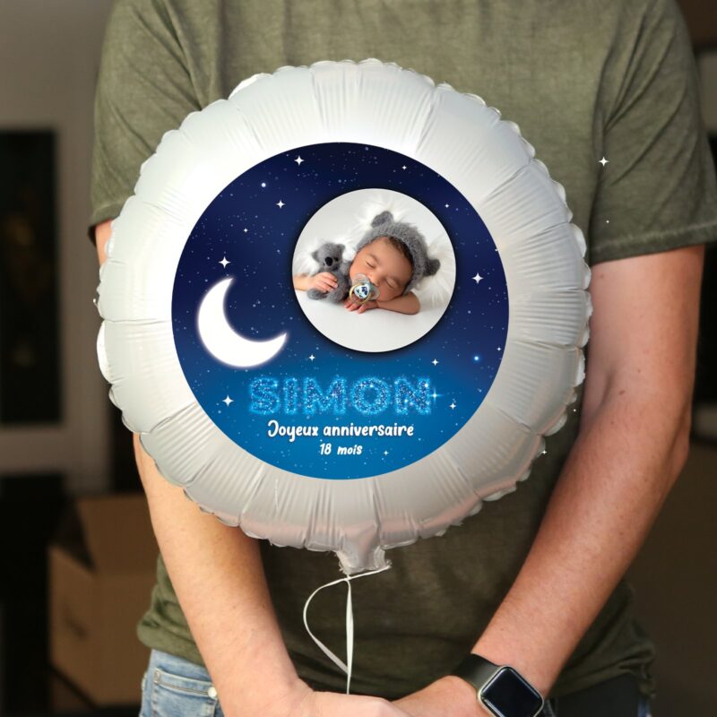 Ballon anniversaire bleu thème dans les étoiles - Ballon aluminium 46cm – Image 2