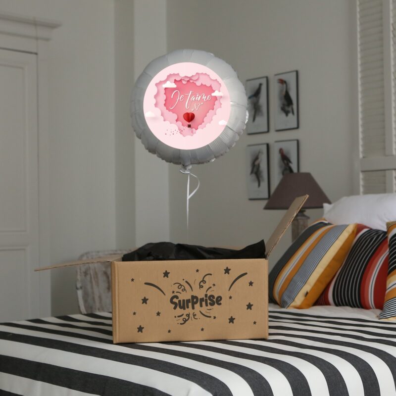 Ballon surprise amour -je t'aime thème nuages rose et blanc – Image 3